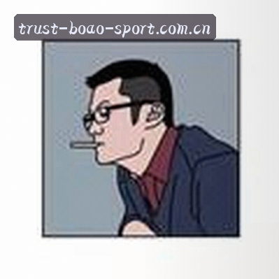 李薇